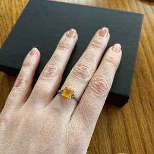 10k gold Amber stone ring